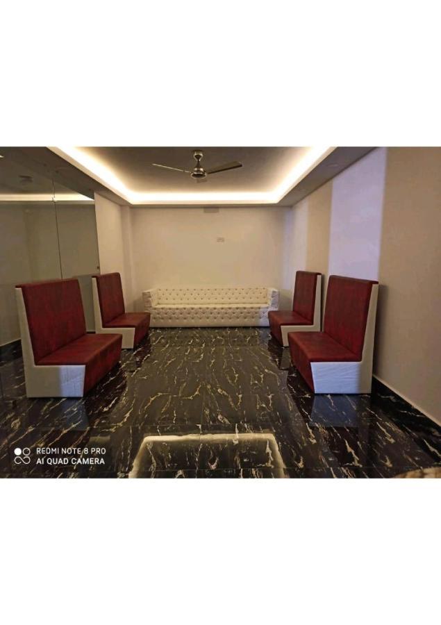 Gods County Hotels & Resorts ธาราพิธ ภายนอก รูปภาพ
